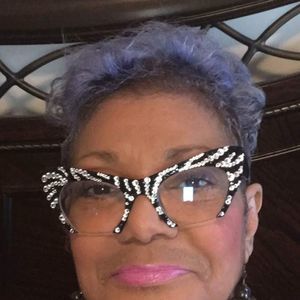 Meet your Posher, Bertina